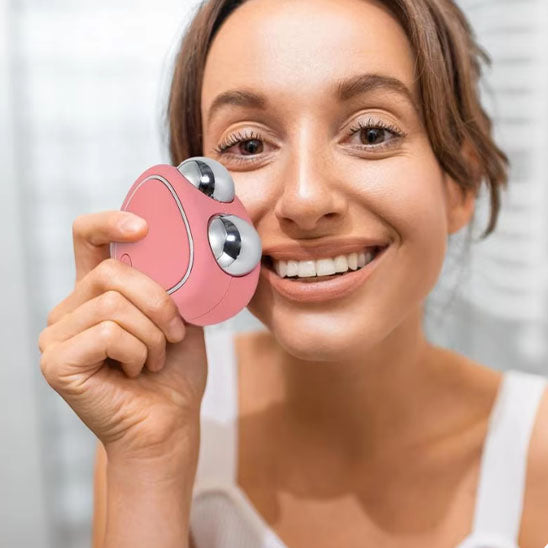 Appareil Facial à Micro-Courant